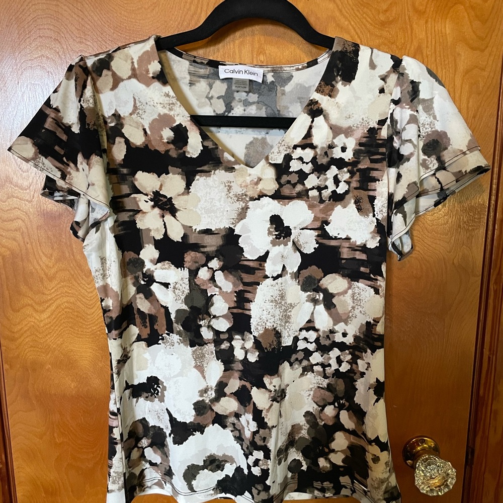 Calvin Klein Black and White Fitted Short Sleeve T-Shirt